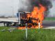 camion in fiamme