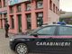 Nichelino, tenta di sfondare la vetrina di un negozio con un tombino: 40enne marocchino arrestato