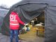 Freddo e vento a Torino, in centro apre il campo d’accoglienza della Croce Rossa: “Ci aspettiamo il pienone” [VIDEO e FOTO]