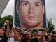 &quot;O Ronaldo portaci la Champions&quot;: tifosi in delirio per CR7. Alle 13 terminate le visite mediche (FOTO e VIDEO)