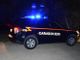 Si segna la targa dell'auto dei ladri e fa arrestare rapinatori