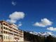 I dipendenti si sono licenziati. L’albergo Pra Catinat diventerà di nuovo un fantasma?