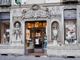 La storica Farmacia chimica Tullio Bosio impreziosisce via Garibaldi dal 1715