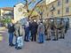 In Barriera un panettone per dire grazie a polizia, militari e ambulanti