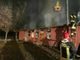 Incendio al circolo per anziani: i pompieri domano le fiamme