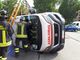 Scontro tra un'auto e un'ambulanza in corso Unione Sovietica
