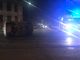 Paura in corso Belgio: un'auto si ribalta per evitare l’investimento di un ragazzo [VIDEO]