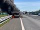 camion in fiamme