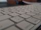 Sua madre gli toglie il pc, diciannovenne Hikikomori si getta dalla finestra: è gravissimo