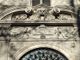 La grande scritta &quot;Salve&quot; campeggia sulla porta di una casa di Torino