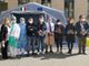 Comunità cinese dona mascherine alla Città della Salute, ma la foto di gruppo è un cattivo esempio