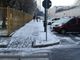 marciapiedi con neve e ghiaccio