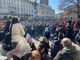 No green pass, gruppi di irriducibili pronti a sfidare i divieti: &quot;Sabato manifesteremo come sempre in piazza Castello&quot;