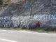 scritta su un muro contro Salvini