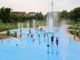 Parco Di Vittorio, a Mirafiori l'estate porta un mini parco acquatico (dove c'era il laghetto) [FOTO]