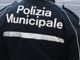 Ciclista scippatore fermato da un vigile in borghese