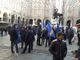 La protesta dei lavoratori Gtt nel giorno dello sciopero: corteo funebre con tanto di bara