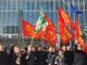 protesta sindacale davanti al grattacielo