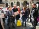 &quot;Non toglieteci la dignità, non chiudete Pulcimania&quot;: presidio degli operatori davanti al Comune di Torino