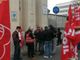 Pulizie industriali a Mirafiori: anche oggi i dipendenti manifestano fuori dai cancelli