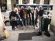 Fioriere e griglie in via Po trasformate in posacenere: volontari le ripuliscono