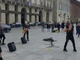 band che suona in centro