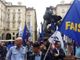 A Torino fermi il 50% di bus e tram, sindacati in protesta sotto il Comune contro esuberi e tagli