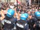 Scontri con gli universitari, la polizia attacca il Consiglio: &quot;Noi siamo lo Stato, ma la sinistra solidarizza con gli studenti&quot;