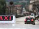 Sconto sui carburanti per i taxi, è scontro in Sala Rossa tra Pd e FdI