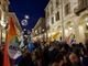 Una folla colorata ha marciato a sostegno dei diritti delle persone trans e di tutte le minoranze