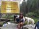 Valentina Barone con un cane