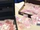 Moncalieri, convinto di vendere pietre preziose viene raggirato dal gioco della 'finta valigetta'