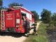 Nichelino, incendio al Boschetto: vigili del fuoco e polizia locale evitano il peggio Nichelino, incendio al Boschetto: vigili del fuoco e polizia locale evitano il peggio