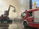 Borgaro Torinese, incendio alla Cascina Pulita: a fuoco rifiuti ammassati