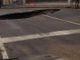 Moncalieri: voragine in strada Genova, bus contro auto in sosta