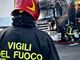 Tir in fiamme sulla tangenziale: il conducente scende dal mezzo giusto in tempo