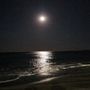 Il mare di Pietra Ligure al chiaro di Luna