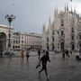Ondata di maltempo sull'Italia: piogge intense a Milano, a Savona esonda il Bormida
