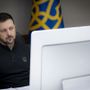 Telefonata Zelensky-Leone XIV, presidente ucraino invita papa a Kiev