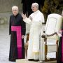 Papa ai media “Disarmiamo le parole per disarmare la Terra”