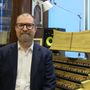 Mario Cappellin nel suo studio a Pinerolo