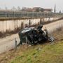 Esce di strada in tangenziale: incidente lungo la Torino-Pinerolo