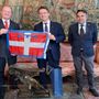 Nicco riceve delegazione parlamentare della Repubblica di Serbia Nicco riceve delegazione parlamentare della Repubblica di Serbia