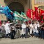 Protesta dei sindacati davanti alla sede di Federfarma