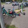 Monopattini e bici in sharing abbandonati alle fermate: &quot;Pedoni sempre più penalizzati&quot;