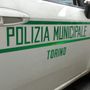 Cenisia, in tre su un monopattino: multa e sequestro del mezzo per il ventenne alla guida