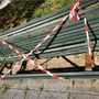 Le panchine vandalizzate