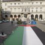Il genocidio di Gaza davanti al Comune di Torino, con piazza Palestina