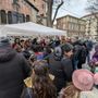 “L’Asl si sposta, il nonno rincorre: il nuovo sport di quartiere” a Borgo Vittoria un Carnevale all’insegna dell’ironia