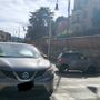 Macchina contro il muro in pre-collina: linea 56 deviata